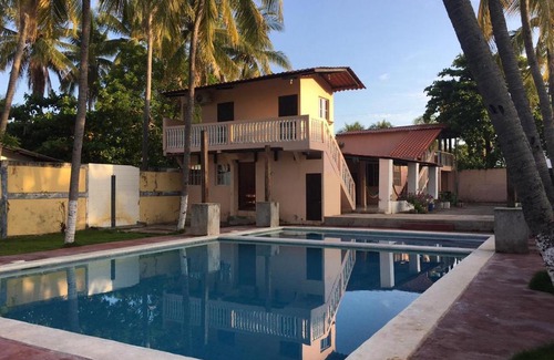 La Libertad Villa | PRIVATE RANCHO LUNA VENUS