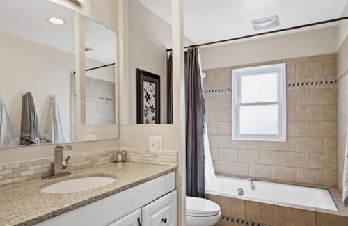 Wheat Ridge Casa | Private Refuge, Great Space to Work and Play!