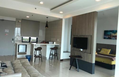 Kampung Bahasa Kapor Apartamento | Private Residence Waterfront