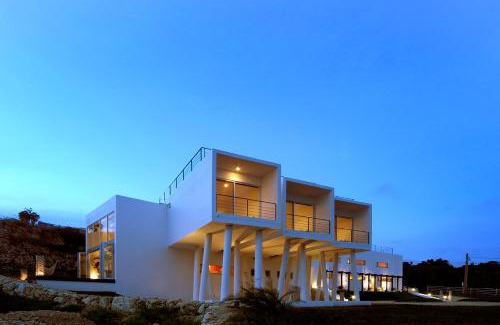 Miyakojima Cama Y Desayuno | Private Resort Hotel RENN