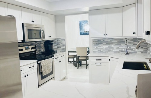 Tamarac Casa | Private Retreat+Fast Wi-Fi+12m~ Beach+Game Room+Golf+6m~Sawgrass Mills Mall