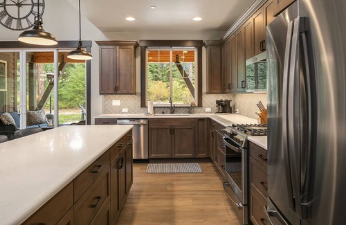 Cle Elum Casa | Private retreat in Suncadia! Game Room*Hot Tub*Fire Pit