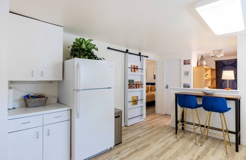 North Beacon Hill Casa | Private Retreat Near Seattle Port, Transit, Downtown & Stadiums! Free Parking