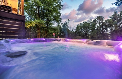 Cresco Casa | Private Retreat on 6 acres - 15 Mins to Camelback