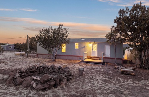 Williams Casa | Private Retreat w/ Gym & Firepit Near Grand Canyon Railway and South Rim