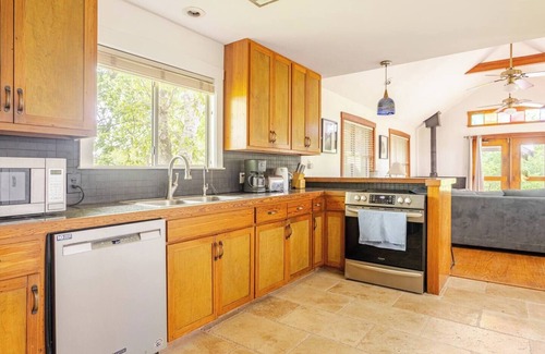 Martindale Casa | Private River Oasis Pool, Hot Tub & Family Fun