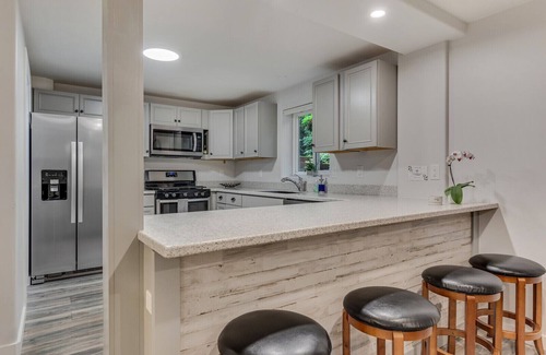 Glenwood Springs Apartamento | Private Riverfront property seconds from town