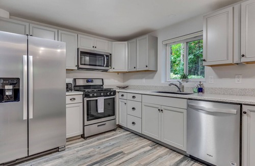 Glenwood Springs Apartamento | Private Riverfront property seconds from town
