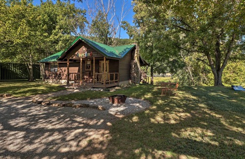 Boswell Cabina | ¡NUEVO! Mountain View Cabin w / Porche en el río Blanco!