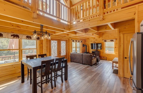 Twin Mountain Cabina | Private Riverfront Cabin at Bretton Woods