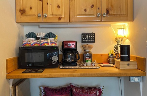 Kamas Cabina | Private Riverfront Hygge Cabin