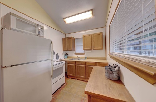 Ingram Cabina | Private riverfront, kayaks, vacation cabin - Hunt, TX