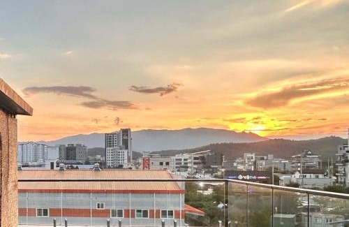 Gyeongju Apartamento | Private Rooftop Camping Vibes
