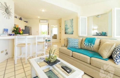 Centro Condominio | Terrasol Resort Condo, Private Oceanview Roof Area