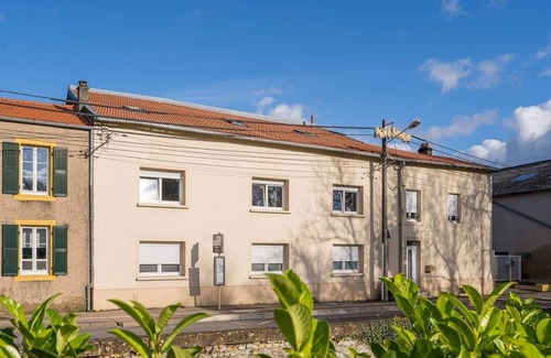 Woippy Apartamento | Private room 23m² + Sofa bed - WIFI - 120m² - France