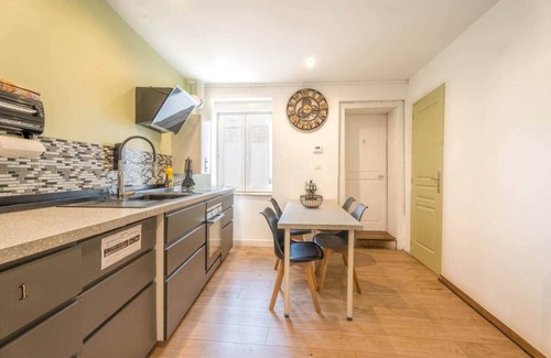 Woippy Cama Y Desayuno | Private room 26m + living room and kitchenette - WIFI