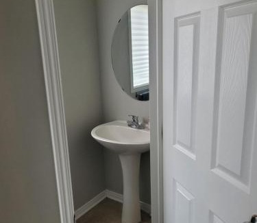 Cardinal Creek Casa | Private Room 3