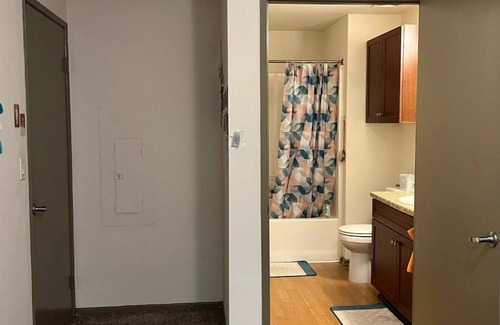 Fullerton Apartamento | Private room - 4 mins walk from CSUF. Save, convenient and cozy