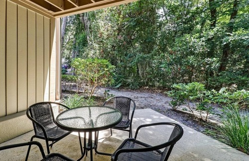 Fernandina Beach Apartamento | Private Room-Amelia Island Plantation Gated Haven!