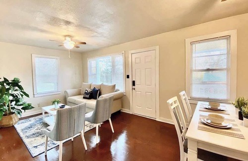 Griffin Heights Casa | Private Room - Charming 1954 House Blocks from FSU