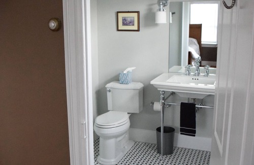 Stonington Cama Y Desayuno | Private Room D at Dragonfly Inn