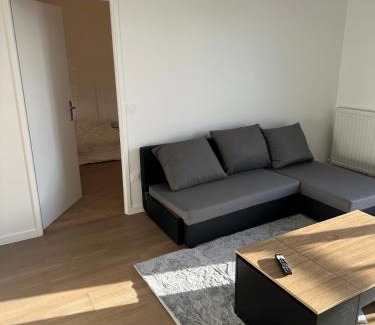 Rueil-Malmaison Casa | Private Room Ile de france