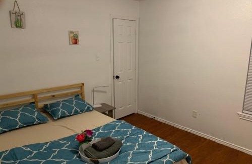 Dallas Casa | Private room in Dallas near downtown