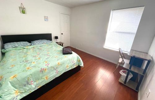 Dallas Casa | Private room in Dallas near downtown