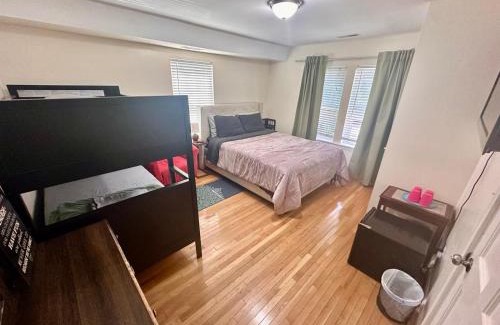 Everett Casa | Private Room in Everett