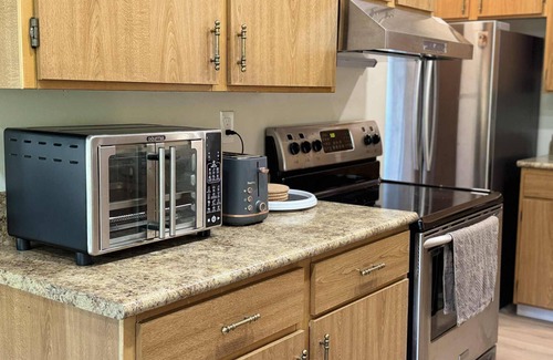 Surrey Casa | Private Room in Fleetwood Surrey BC