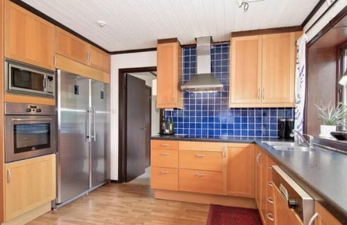 Umea Casa | Private Room in Shared House-Close to University and Hospital-2