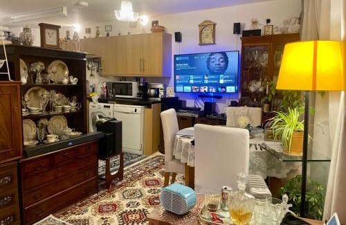 Lewisham Casa | Private room. In zone 2 in Cousy flat