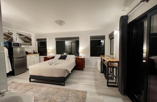 Ucluelet Hotel | Private Room On Waterfront Property With Hot Tub & Firepit - Sea Esta
