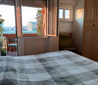 Lorenteggio Casa | Private room Talika - Apartment shared with the Host