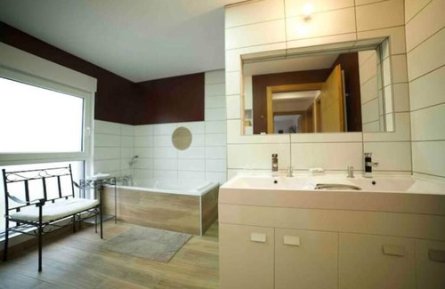 Issenheim Cama Y Desayuno | habitación privada con baño privado y estacionamiento privado