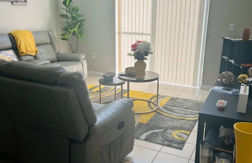 Deltona Lakes Casa | Private room with shared clean bathroom in cozy home. 420 friendly.