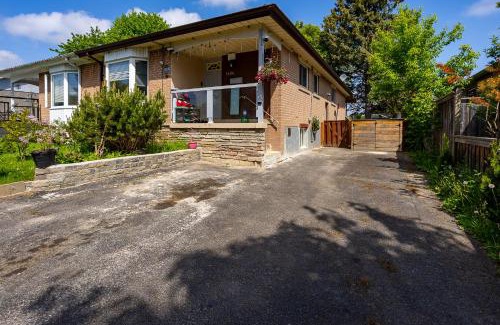 Pickering Casa | Private room with TVnetflix and free parking