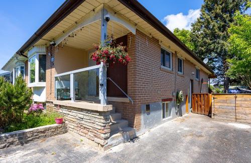 Pickering Casa | Private room with TVnetflix and free parking