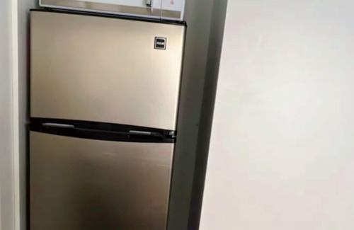 Florida City Apartamento | Private Room with Entrance & Bathroom -All yours!