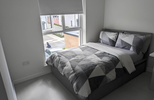 Dublin Casa | Private Rooms in a Peaceful Neighborhood