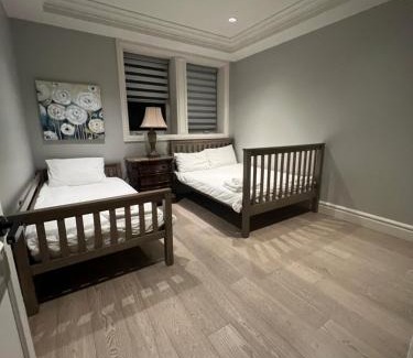 West Point Grey Casa | Private Rooms in Vancouver West