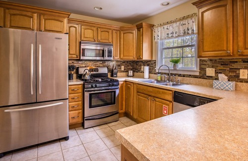 Summerlee Casa | Private Saddleback Retreat - Ultimate Game Room, Hot Tub, Fire Pit