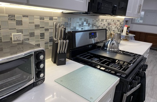 West Los Angeles Casa | Guest House-Westside Location! In our family 50 Years as a rental