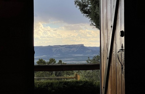 Mancos Casa | Private Sauna and Stunning Views of Mesa Verde, Walk to Mancos State Park