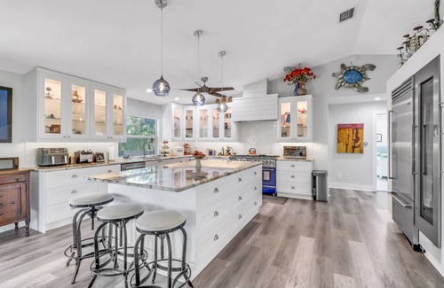 Truckland Casa | Private, Secluded, Close to Beach! Heated Pool! 2 Living Spaces! Over $125 Free Daily Activities!