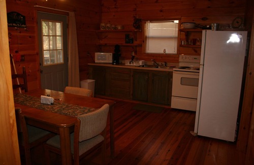 Blairsville Cabina | Cabaña privada, apartada y relajante ... Justo fuera del camino trillado.
