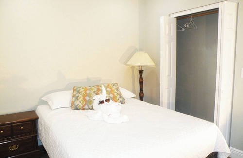 Greater Palm River Point CDC Casa | Small house Tampa
