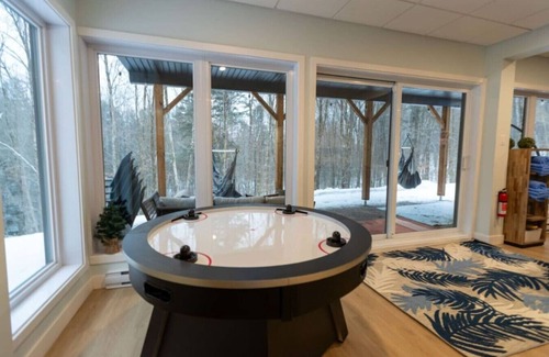 Argenteuil Regional County Municipality Chalet De Esquí | Private Spa| Hiking |Skiing | By the river| RuissÖ
