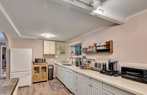 East Renton Highlands Apartamento | Private Spa Retreat!
