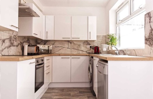 Newton-le-Willows Apartamento | Estudio-Baño privado